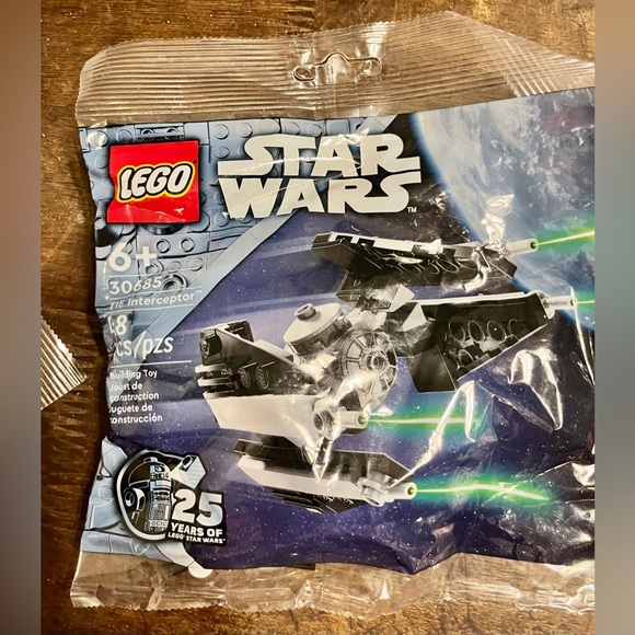 Legos Star Wars Tie Interceptor.
Gift. Christmas. Boys. Small. polybag - Picture 3 of 4